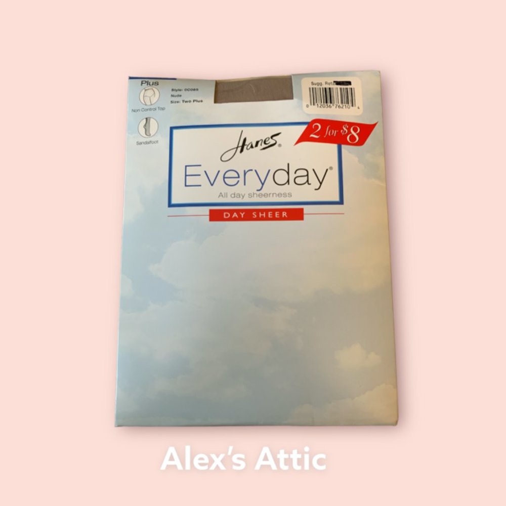 NEW Hanes Everyday Day Sheer Nude Pantyhose Size two  NON-Control Top Sandalfoot